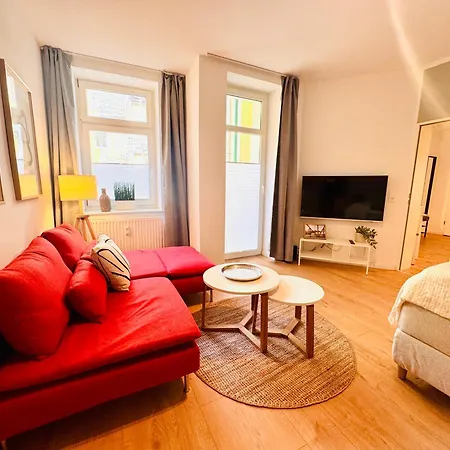 Modernes In Toplage Buckau - Naehe Innenstadt & Uniklinik, Ideal Fuer Business Apartament *